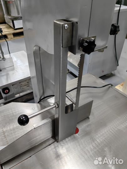 Пила для мяса ленточная JG-210