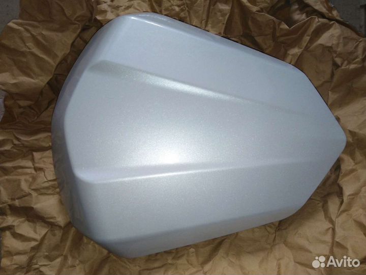 Новая оригинальная заглушка сиденья Yamaha R6