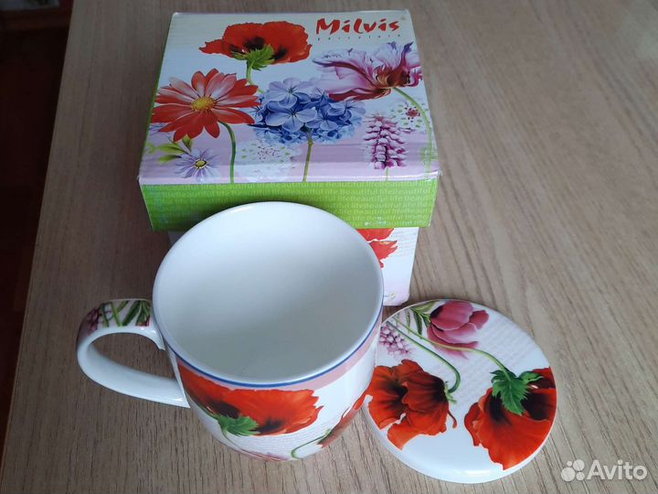 Чашка с крышкой