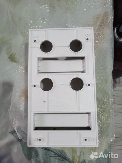 Щит учетно распределительный пластиковый автомат