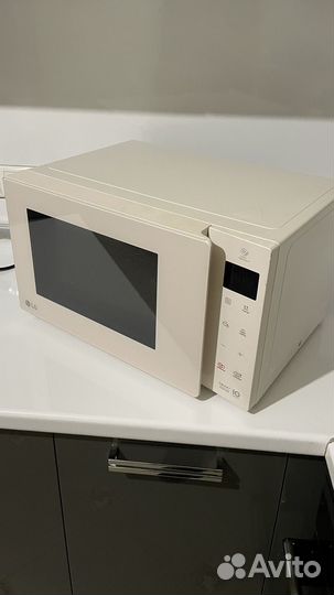 Микроволновая печь новая
