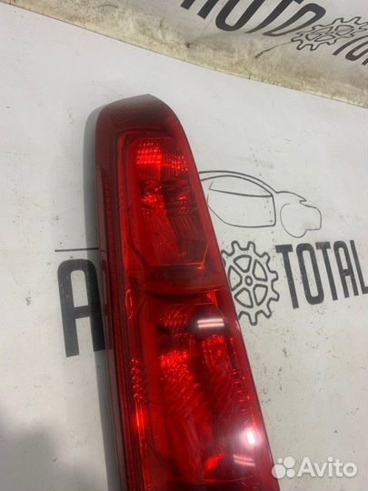 Фонарь задний левый Nissan X-Trail T30 QR20DE 2004