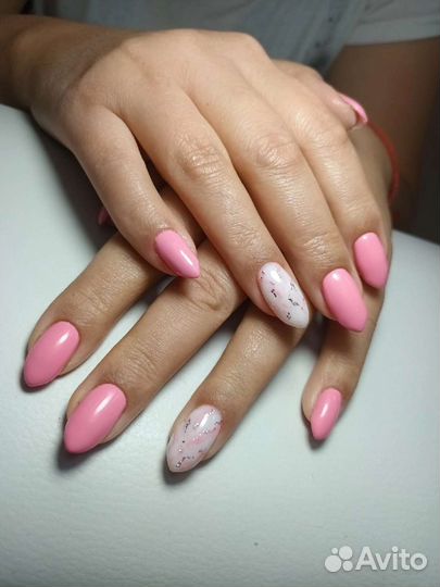 Маникюр и наращивание ресниц