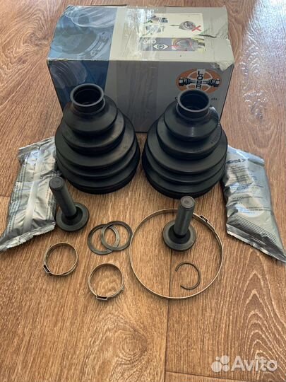 Пыльники шруса GNK (Löbro) 304336