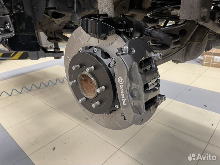 Комплект тормозов brembo для Toyota LC300