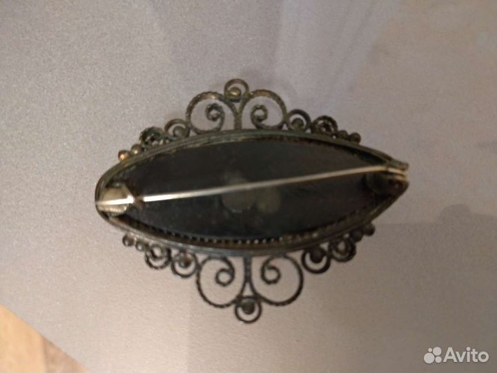 Старинная винтажная брошь