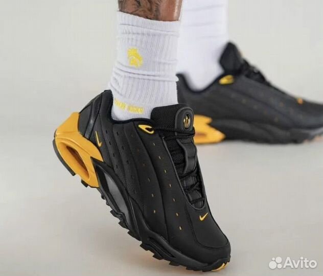 Кроссовки мужские nike