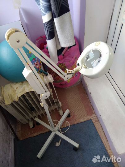 Лампа лупа напольная