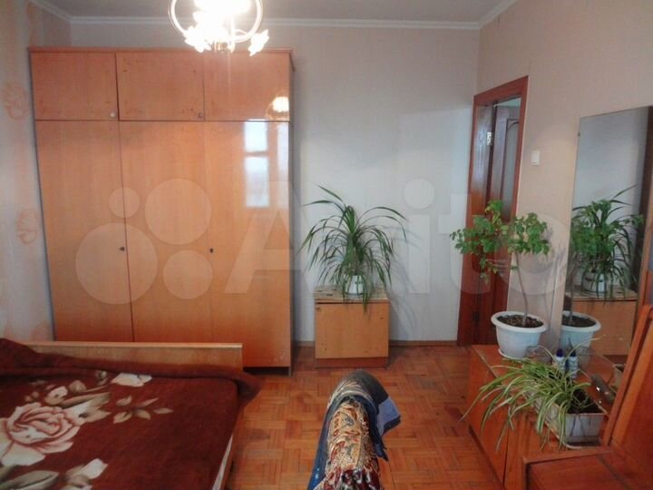 5-к. квартира, 96 м², 4/9 эт.