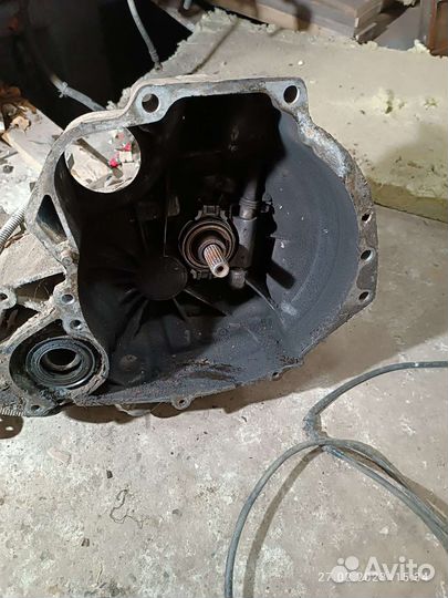 МКПП nissan sanni