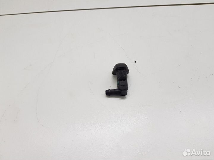 Форсунка омывателя(левая) (Geely Atlas)