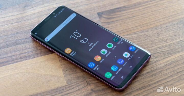 Samsung Galaxy S9, 4/64 ГБ
