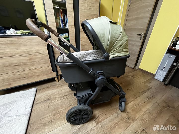 Коляска Happy Baby mommer PRO 2 в 1
