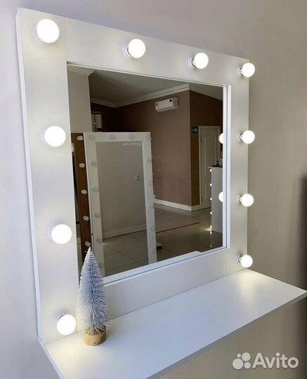 Гримерное зеркало