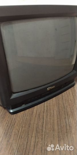 Телевизор Funai цветной. Пульта нет