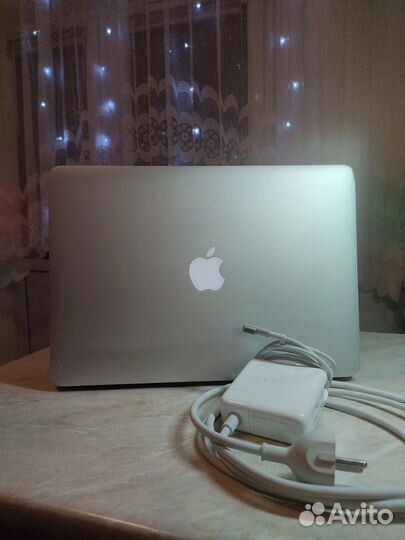 Apple MacBook Air 13 2011