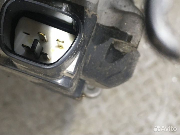 Трапеция стеклоочистителей в сборе с моторчиком