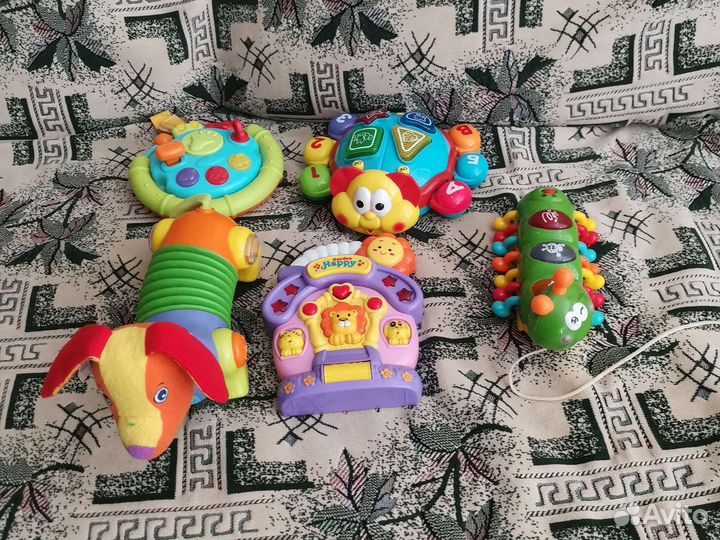 Развивающие игрушки пакетом