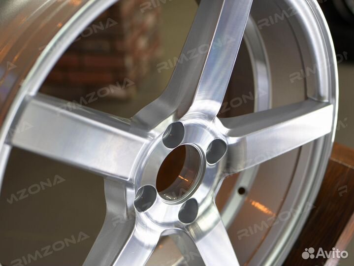 Литые диски Vossen R18 для Hyundai, Kia, LADA
