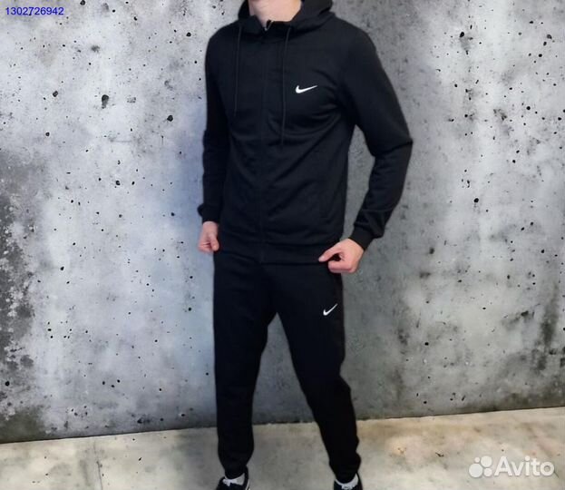 Спортивные костюмы Nike