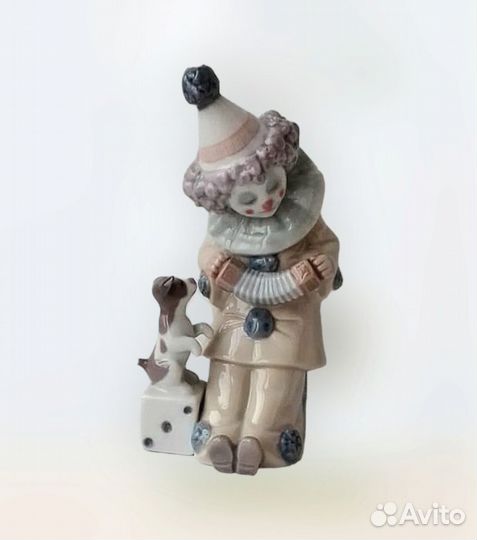 Lladro статуэтка Клоун с гармошкой и собачкой