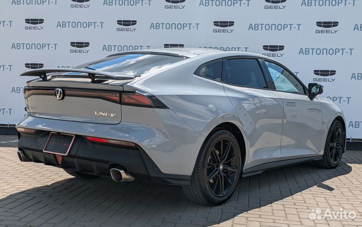 Changan UNI-V 1.5 AMT, 2023, 11 000 км
