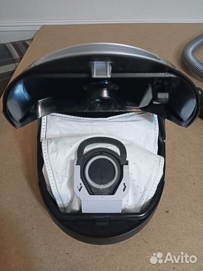 Пылесос с пылесборником Tefal Compact Power Black