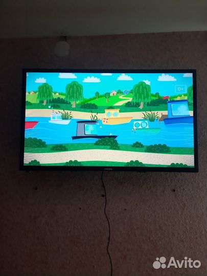Телевизор Hartens 32 дюйма SMART tv