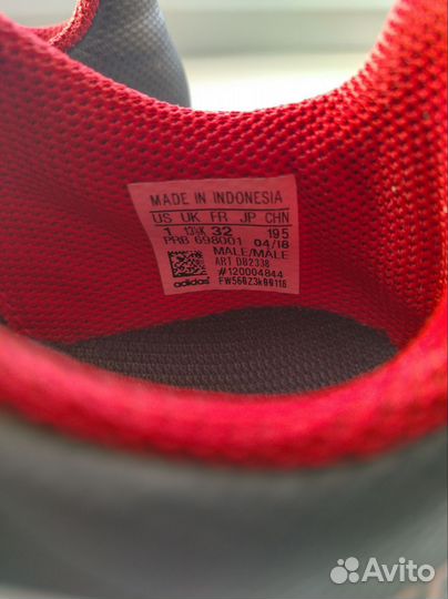 Футбольные бутсы шиповки Adidas Predator