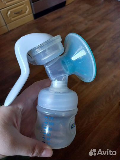 Молокоотсос avent ручной