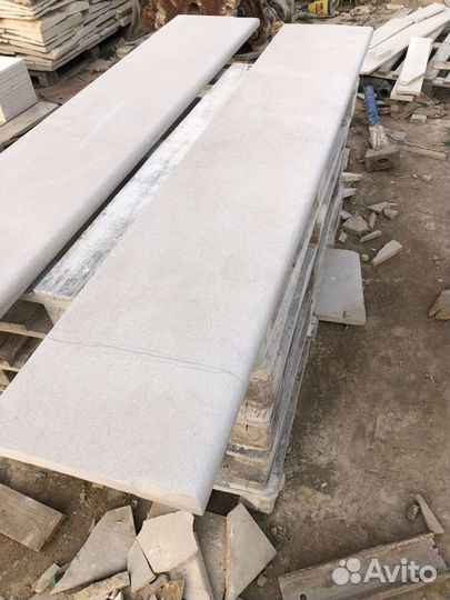 Подоконники и лестницы из натурального камня