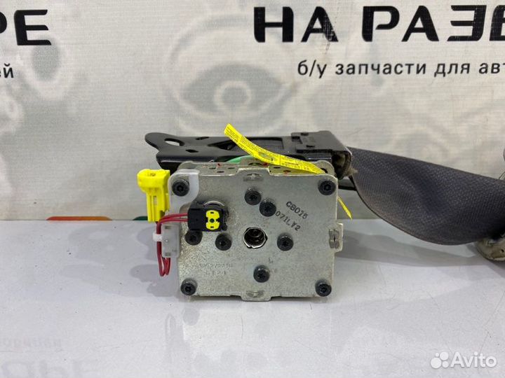 Ремень безопасности передний левый Toyota Corolla