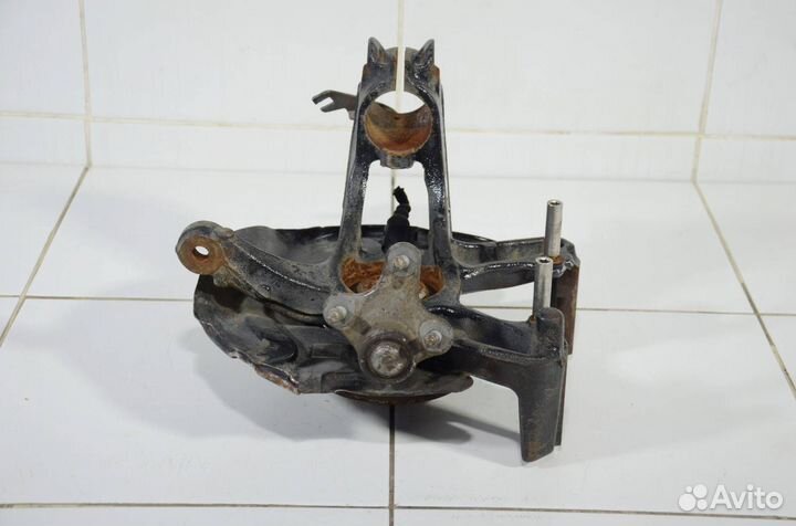 Кулак поворотный передний левый Seat Arona KJ7