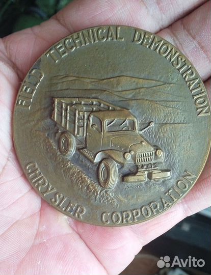 Крайслер Медаль Chrysler corporation