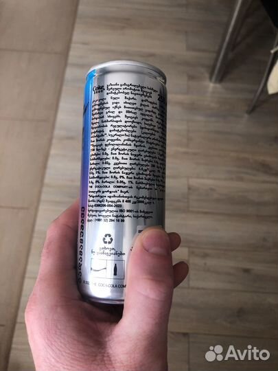 Кока кола Y3000