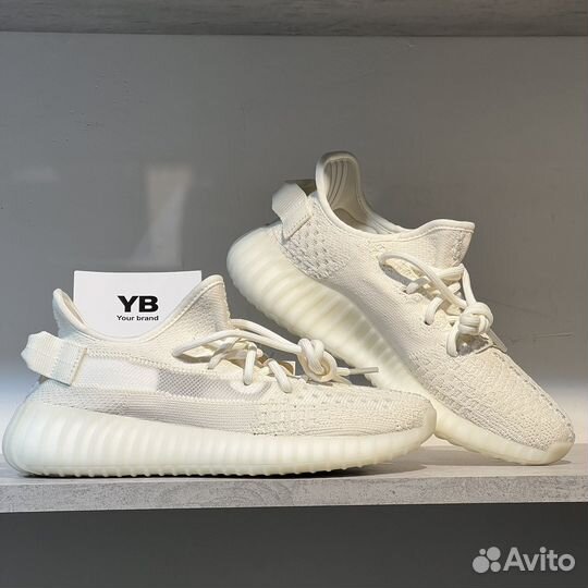 Adidas Yeezy Boost кроссовки Bone