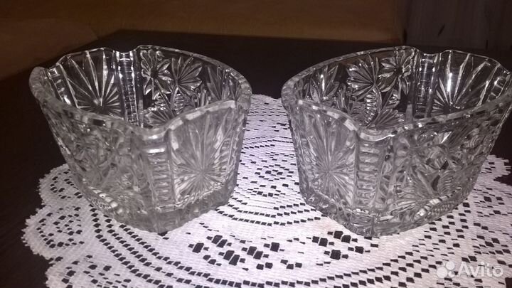 Салатники хрустальные,стеклянный кувшин и стаканы