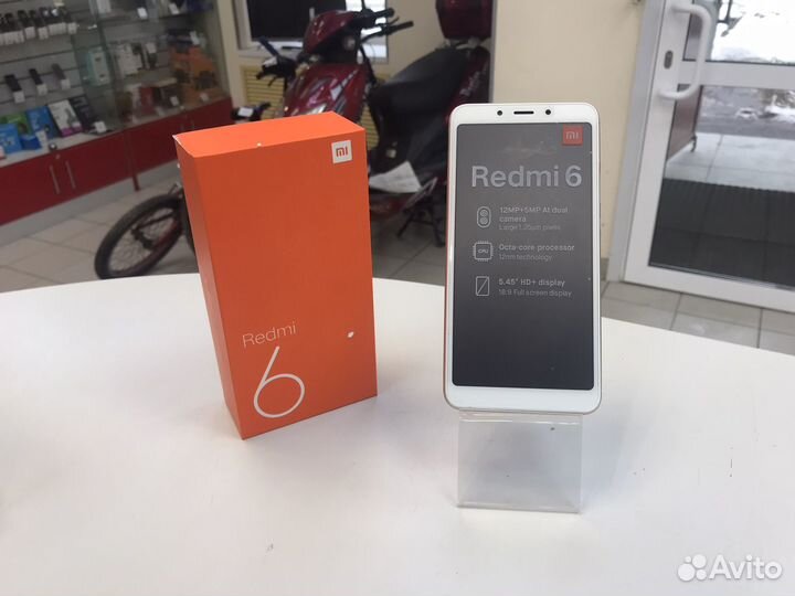 Xiaomi Redmi 6, 3/32 ГБ