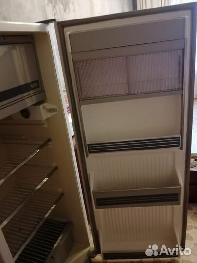 Холодильник на запчасти