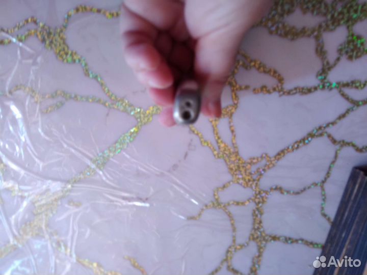 Зажигалка и пепельница