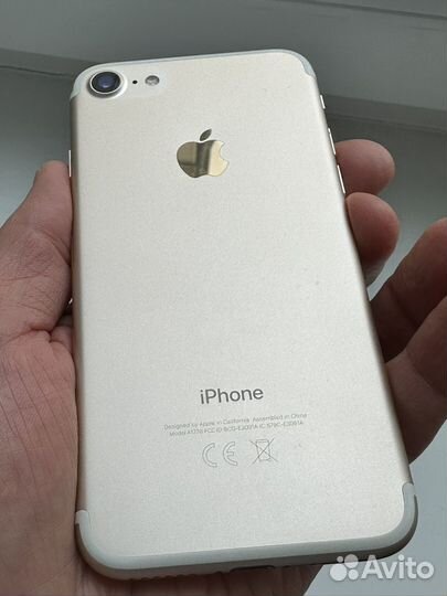 iPhone 7, 32 ГБ