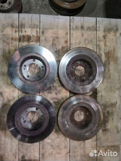 Тормозные диски переднее Mitsubishi Outlander Xl 2