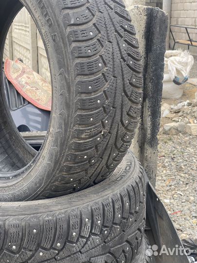 Nokian Tyres Hakkapeliitta 5 215/50 R17