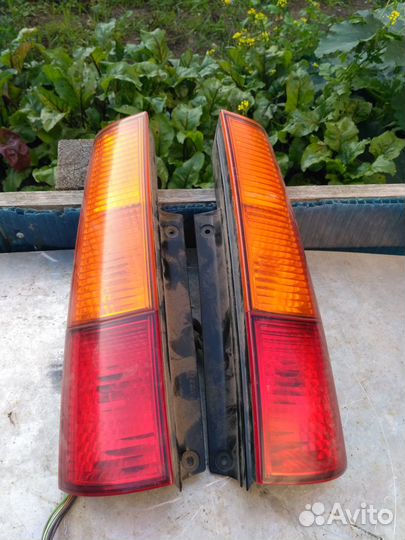 Фонари задние для Suzuki Ignis