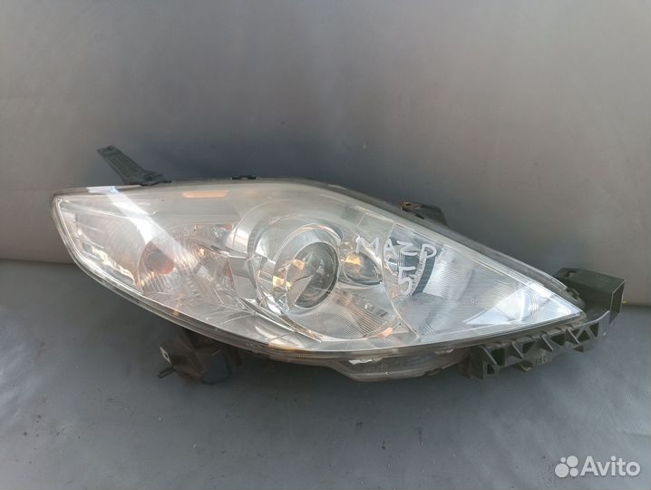 Фара Mazda 5 второе поколение