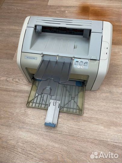 Принтер HP laserjet 1020