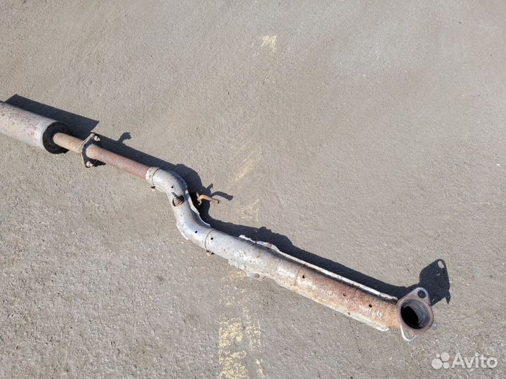 Глушитель(средняя часть) на Nissan Primera P12