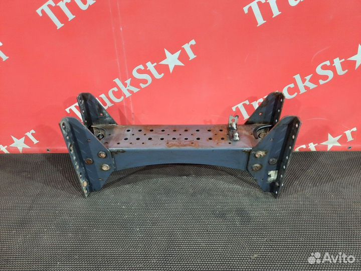 Траверса рамы поперечная