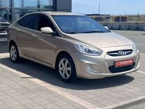 Hyundai Solaris 1.6 AT, 2014, 259 000 км, с пробегом, цена 970 000 руб.