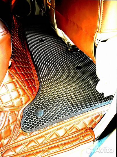 Коврики 5D для Toyota RAV4